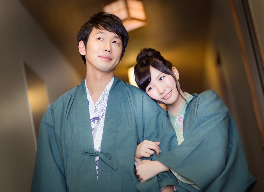https---www.pakutaso.com-assets_c-2015-05-HOTEL86_koibitorouka20150220232157-thumb-1000xauto-14680